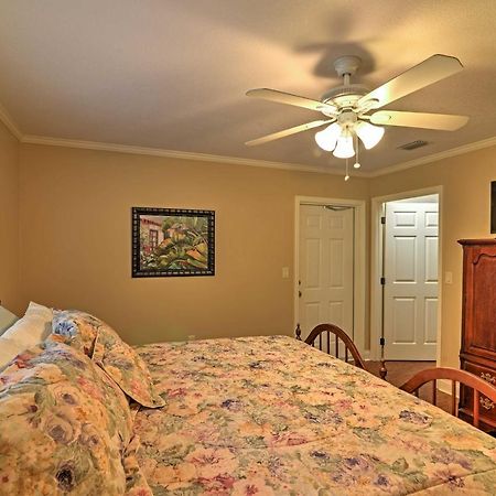 Crystal River Cottage On 1 Acre With Deck And Porch! Yankeetown 외부 사진