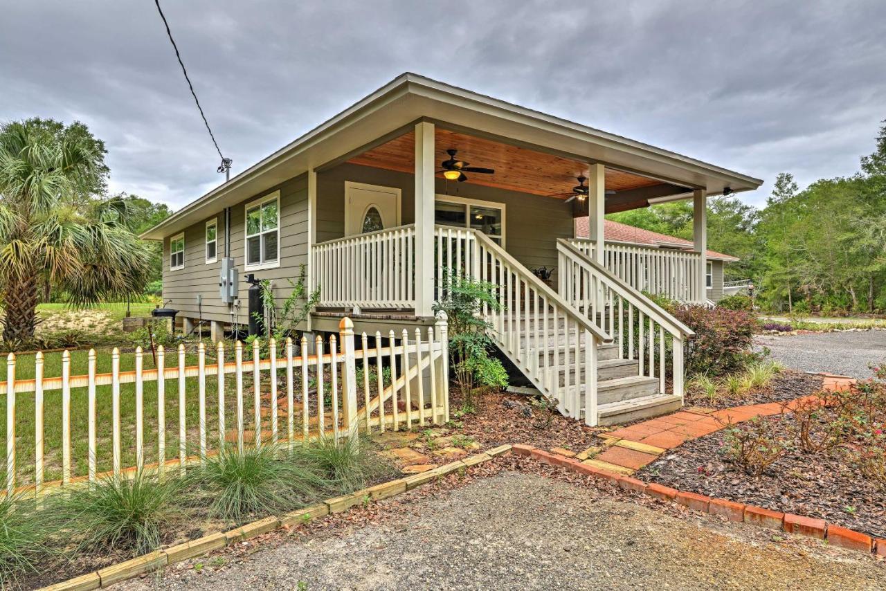Crystal River Cottage On 1 Acre With Deck And Porch! Yankeetown 외부 사진