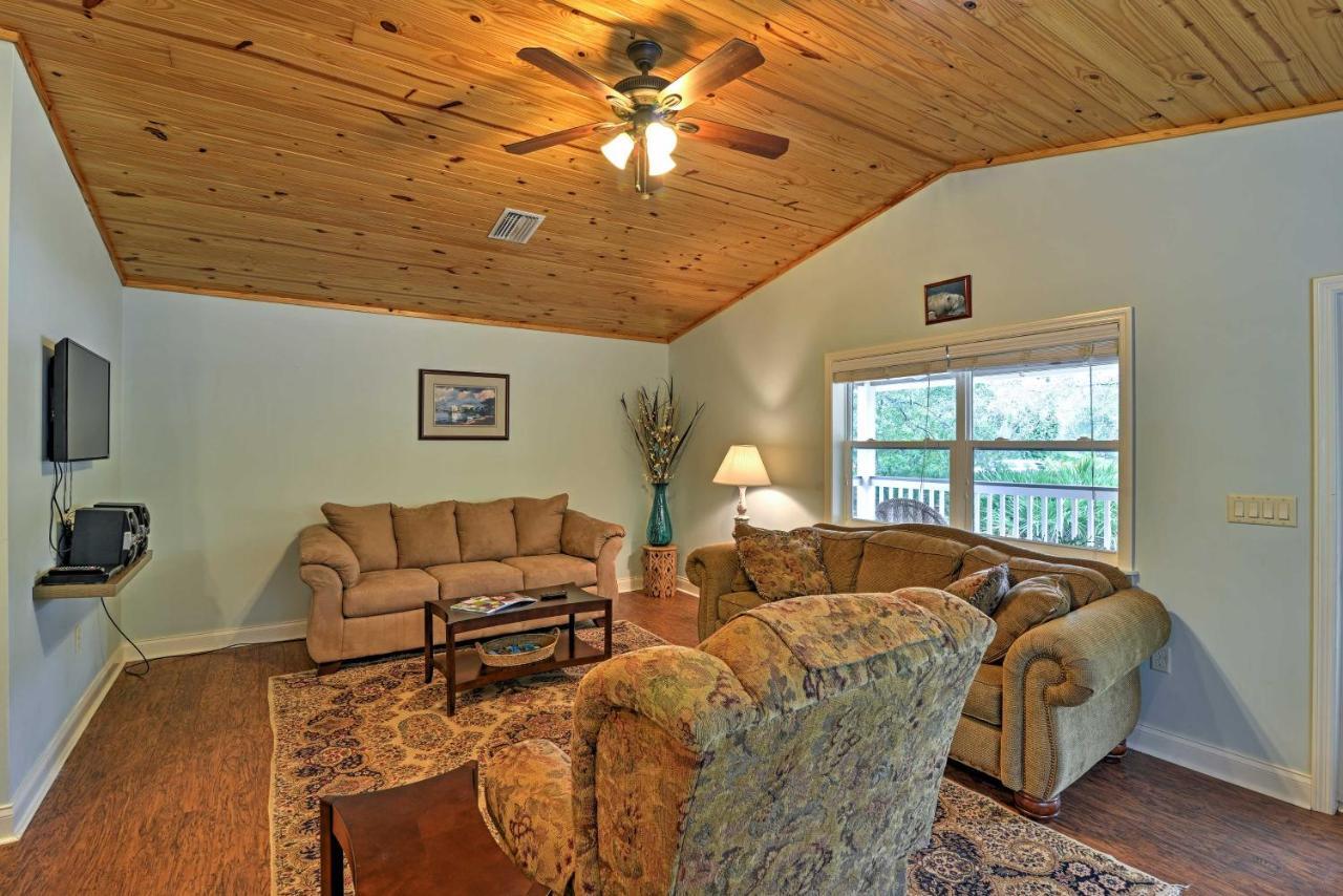 Crystal River Cottage On 1 Acre With Deck And Porch! Yankeetown 외부 사진