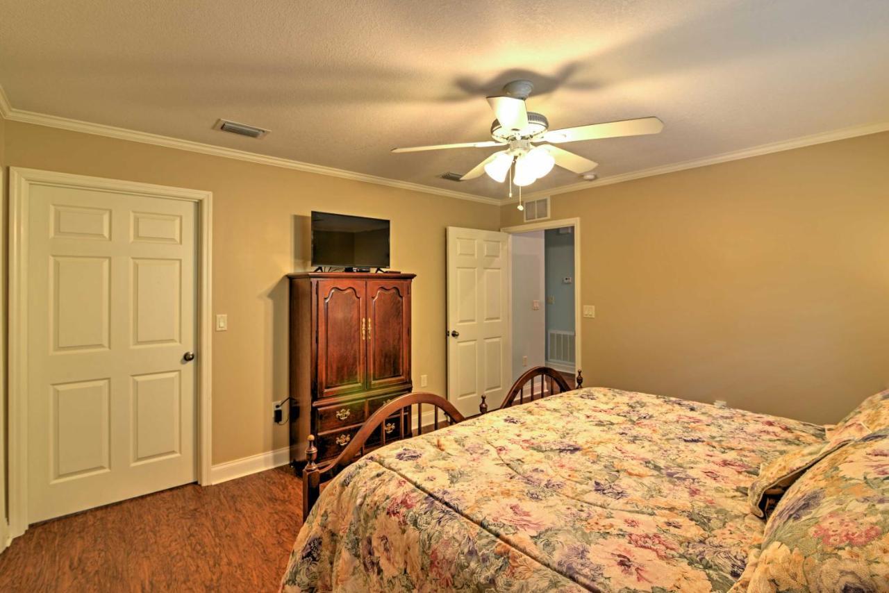 Crystal River Cottage On 1 Acre With Deck And Porch! Yankeetown 외부 사진